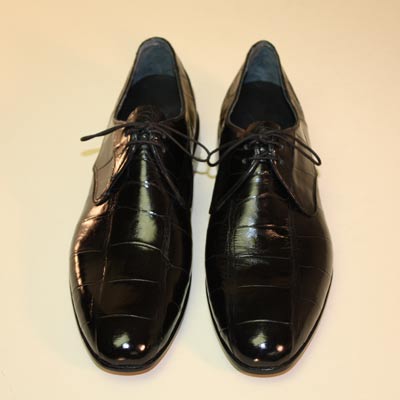 Custom Men's Shoe Black Alligator Belly Lace-Up